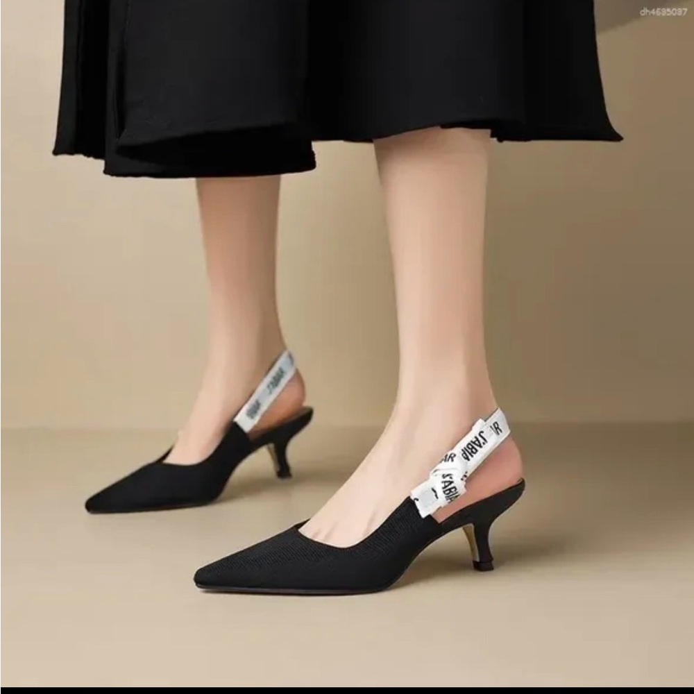 Designer inspired Women Black Slingback Pointed-Toe Heel Pumps Designer size 7 - Picture 5 of 5